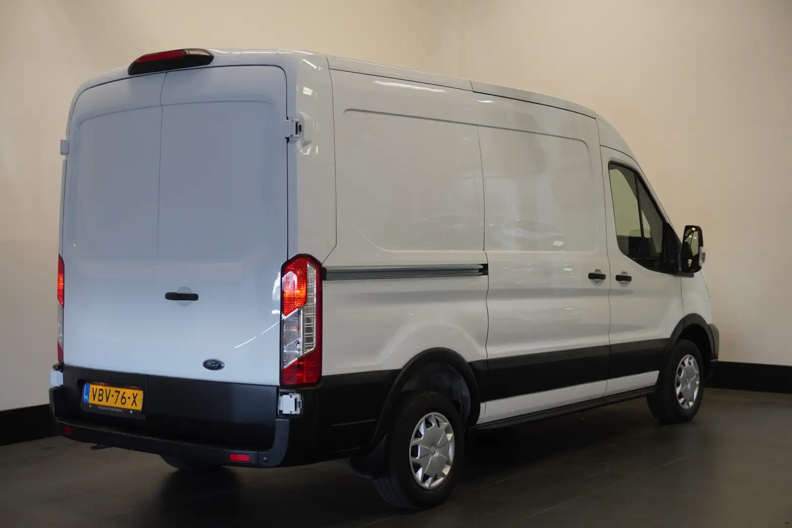 Ford Transit 2.0 TDCI L2H2 2x Schuifdeur EURO 6 - Airco - Cruis Blanc - 2