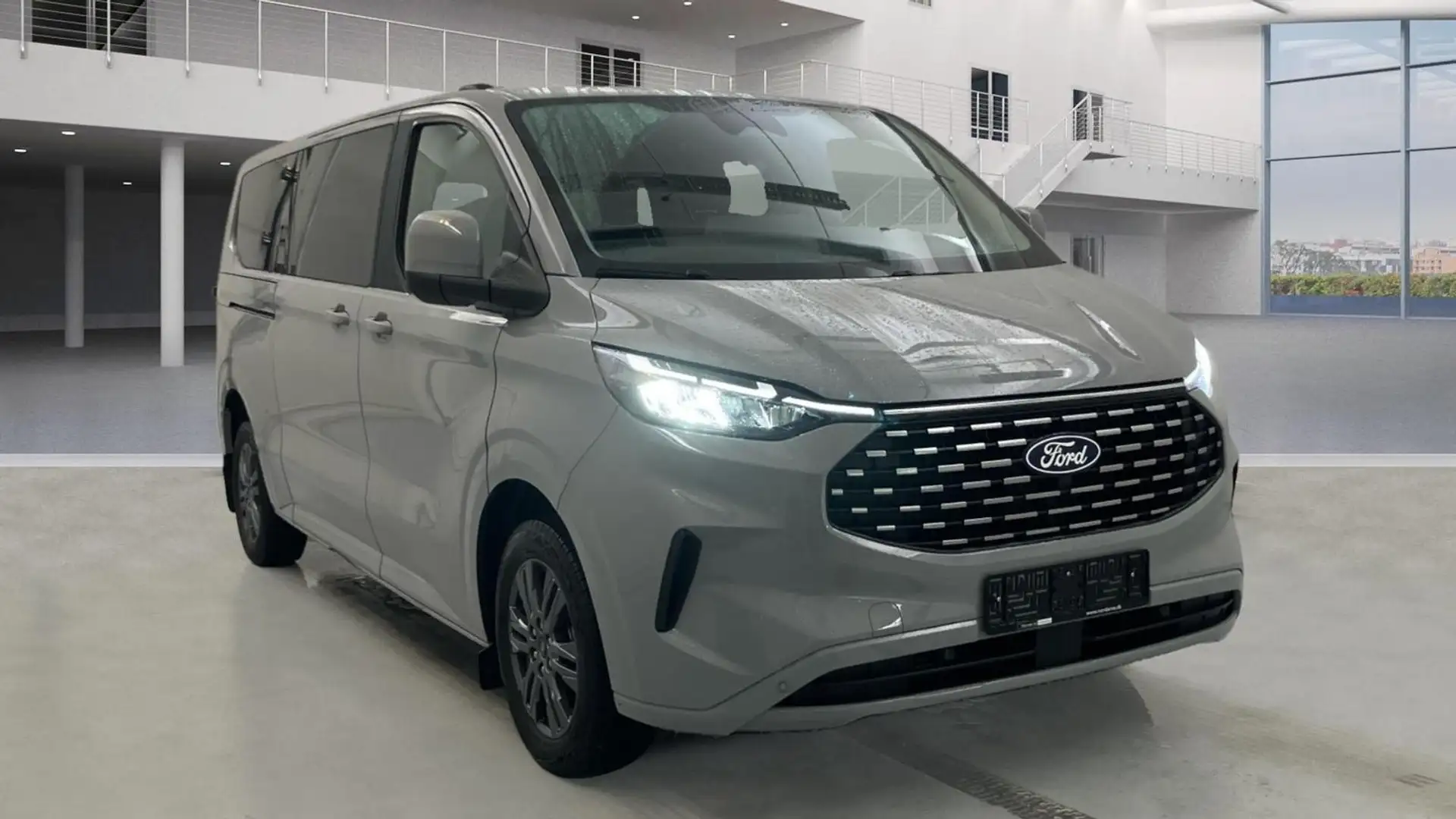 Ford Tourneo Custom 2.0 Aut L2 Titanium ACC+LED+AHK Grau - 2