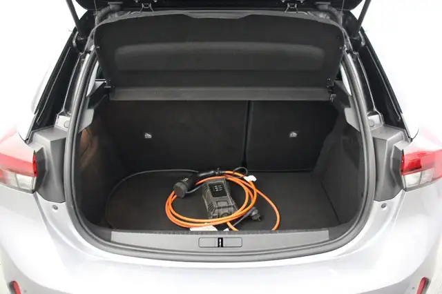 Opel Corsa-E view 13