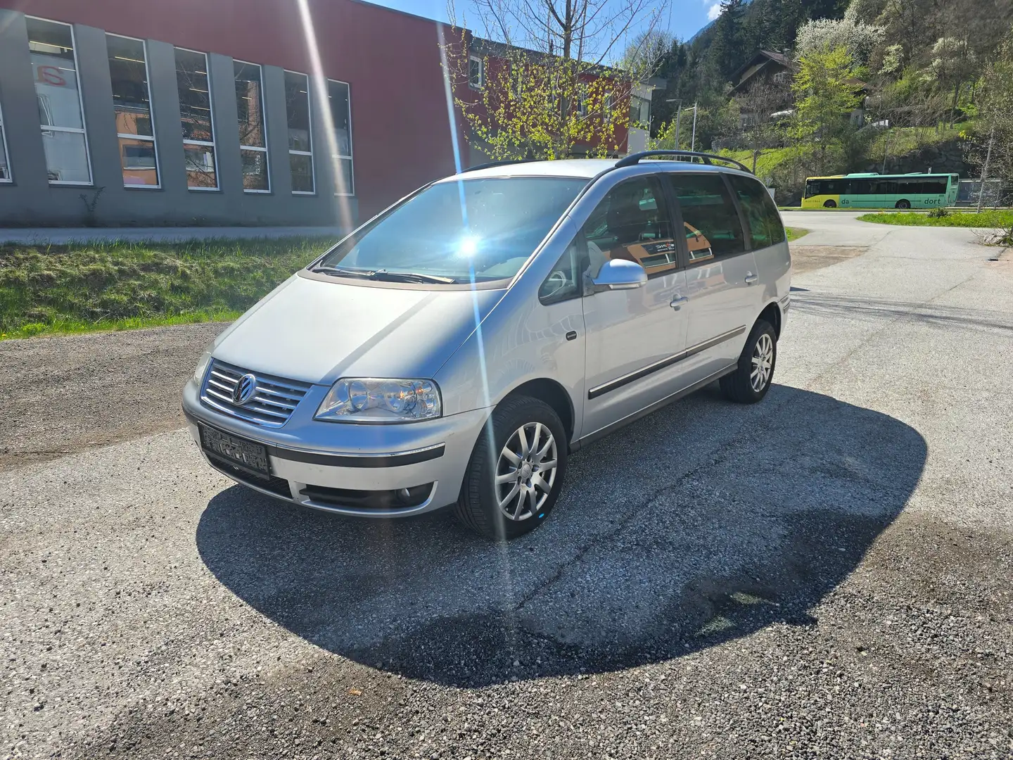 Volkswagen Sharan Sportline 2.0 TDI Grau - 1