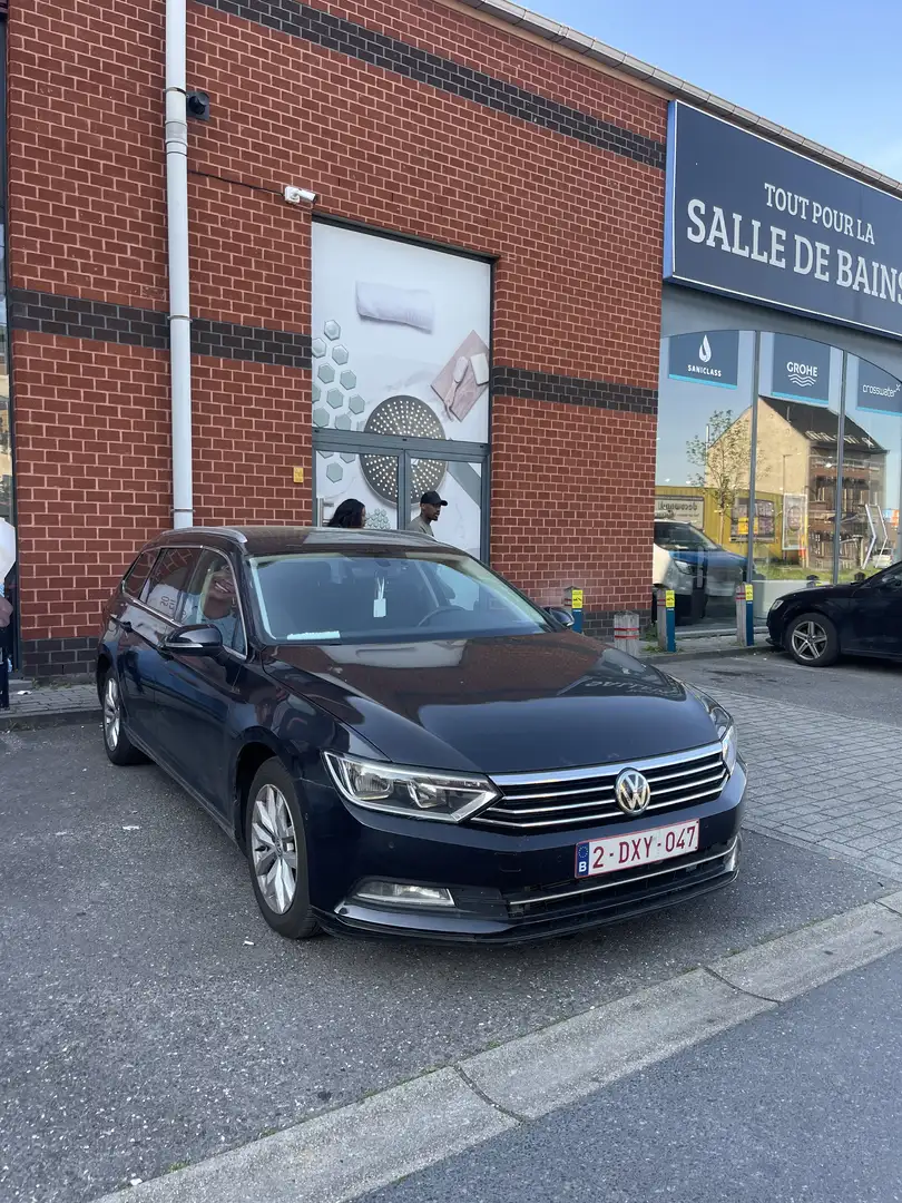 Volkswagen Passat 1.6 CR TDi Comfortline - 1