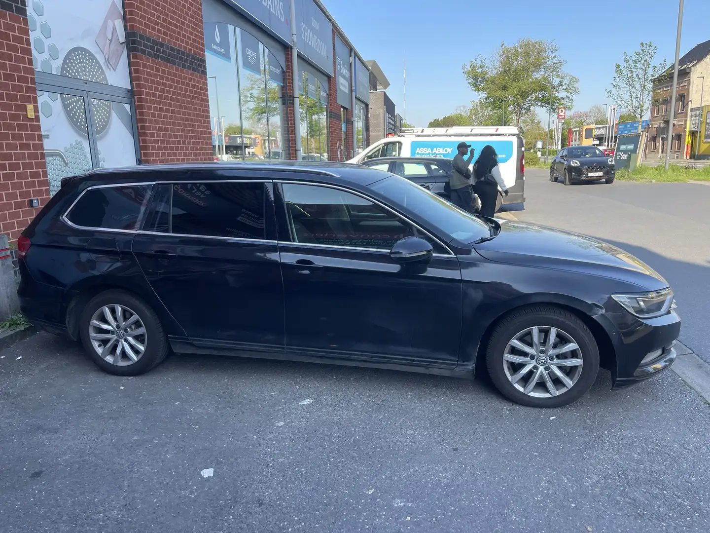 Volkswagen Passat 1.6 CR TDi Comfortline - 2