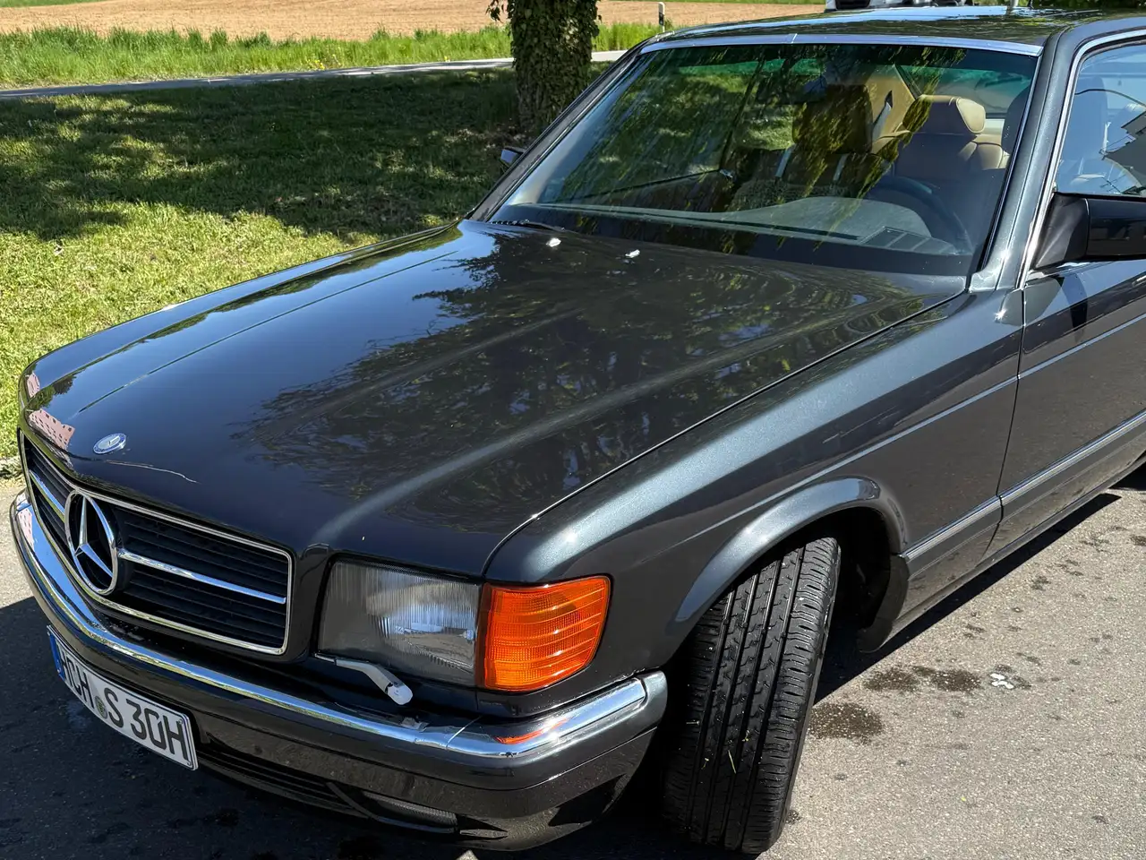 Mercedes-Benz 560 SEC, foto 1