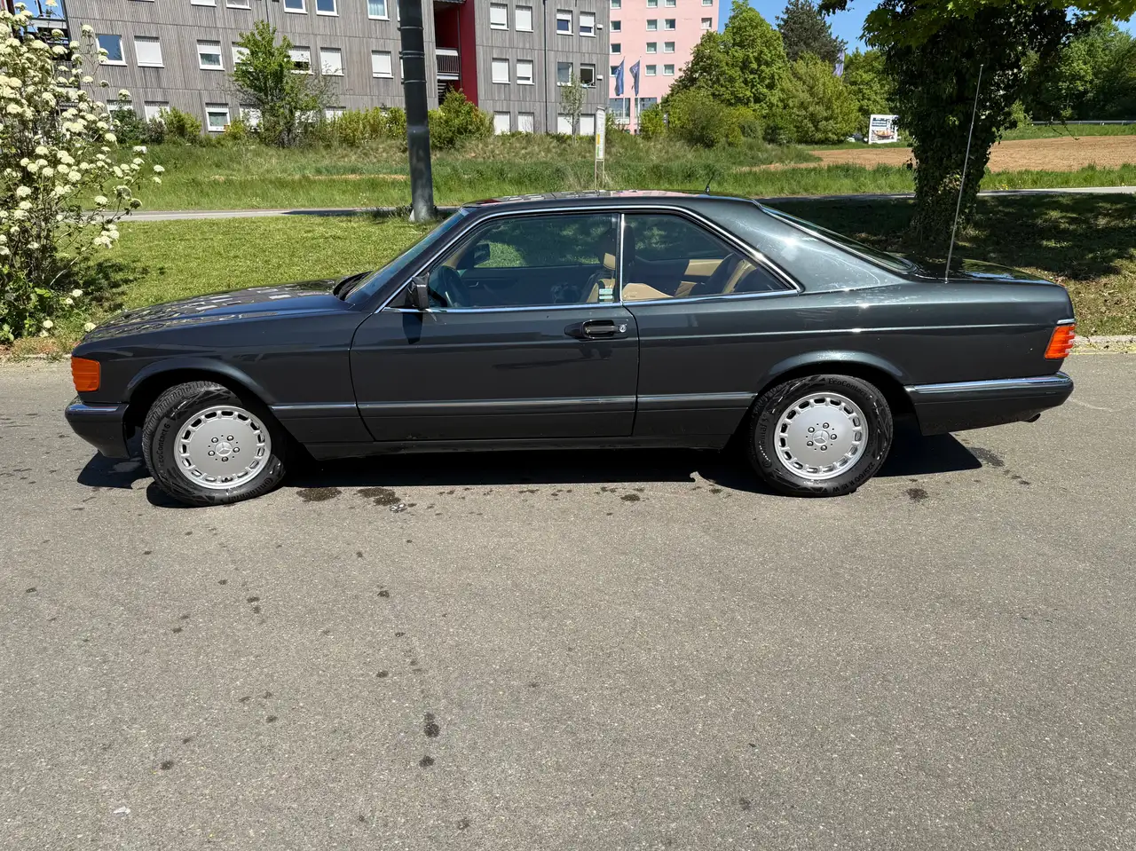 Mercedes-Benz 560 SEC, foto 2