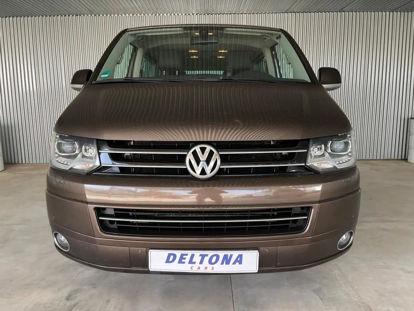Volkswagen Multivan Mulltivan 2.0Bi-TDI BMT HighlineEd.4M DSG Marrón - 2