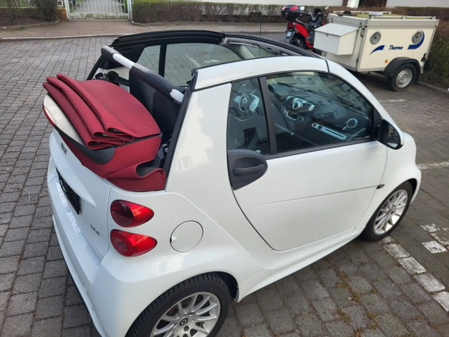 smart forTwo Micro Hybrid Drive 52kW (451.480) Weiß - 2