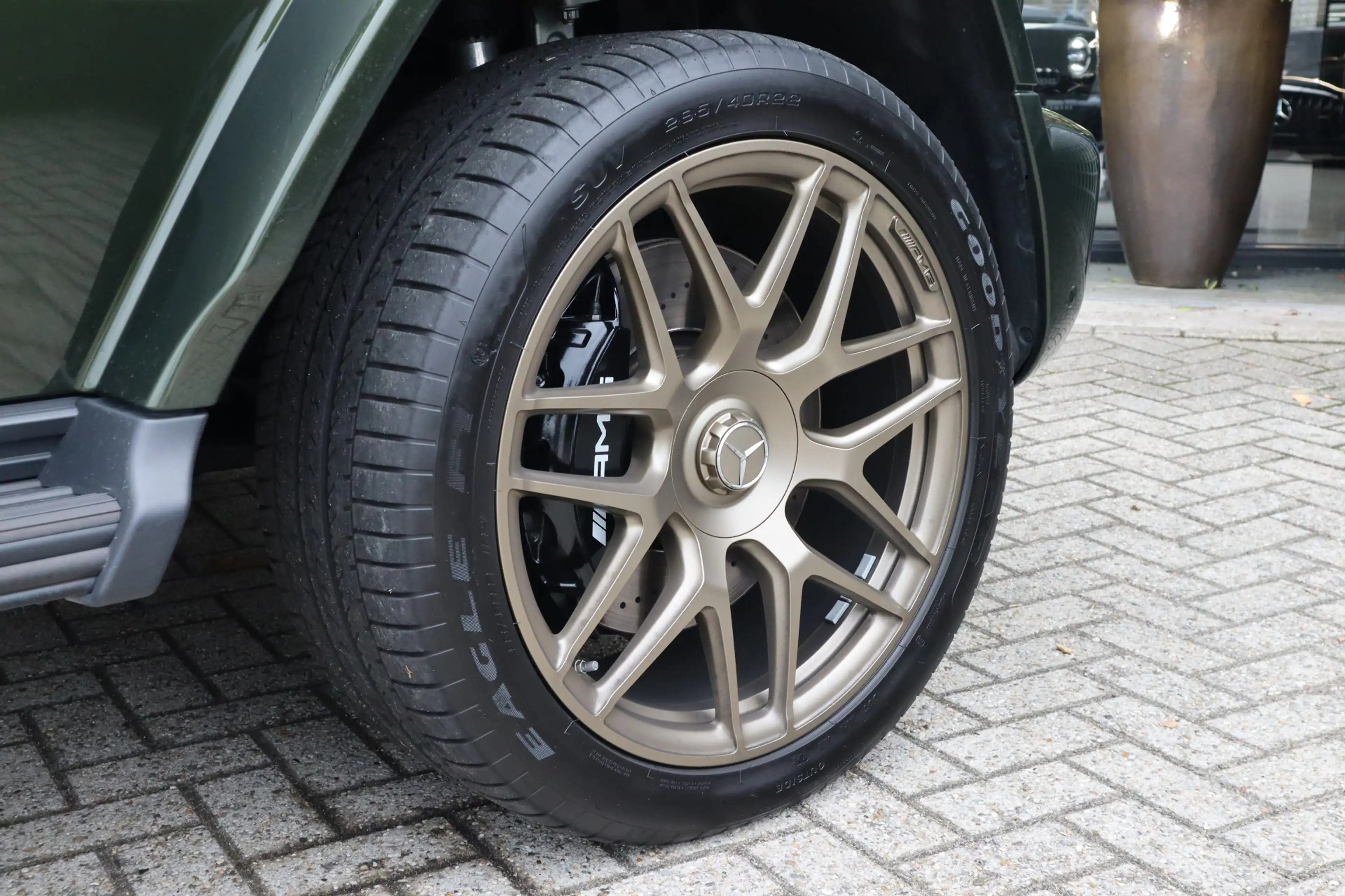 Mercedes-Benz G 63 AMG | Performance-pakket, Manufaktur int., Burmester 3 — photo 9