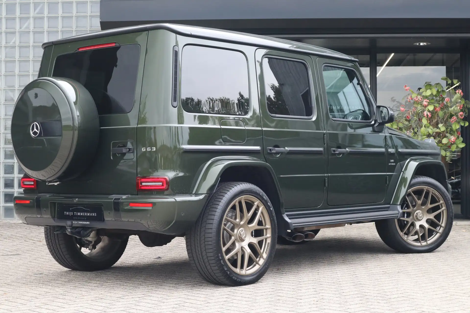 벤츠 G-Class G 63 AMG 2026 초록 사진 4