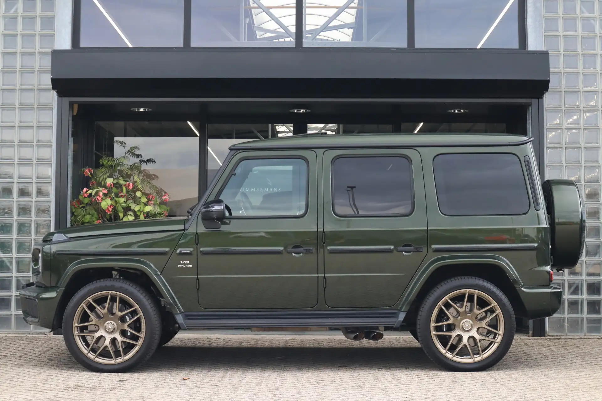 벤츠 G-Class G 63 AMG 2026 초록 사진 3