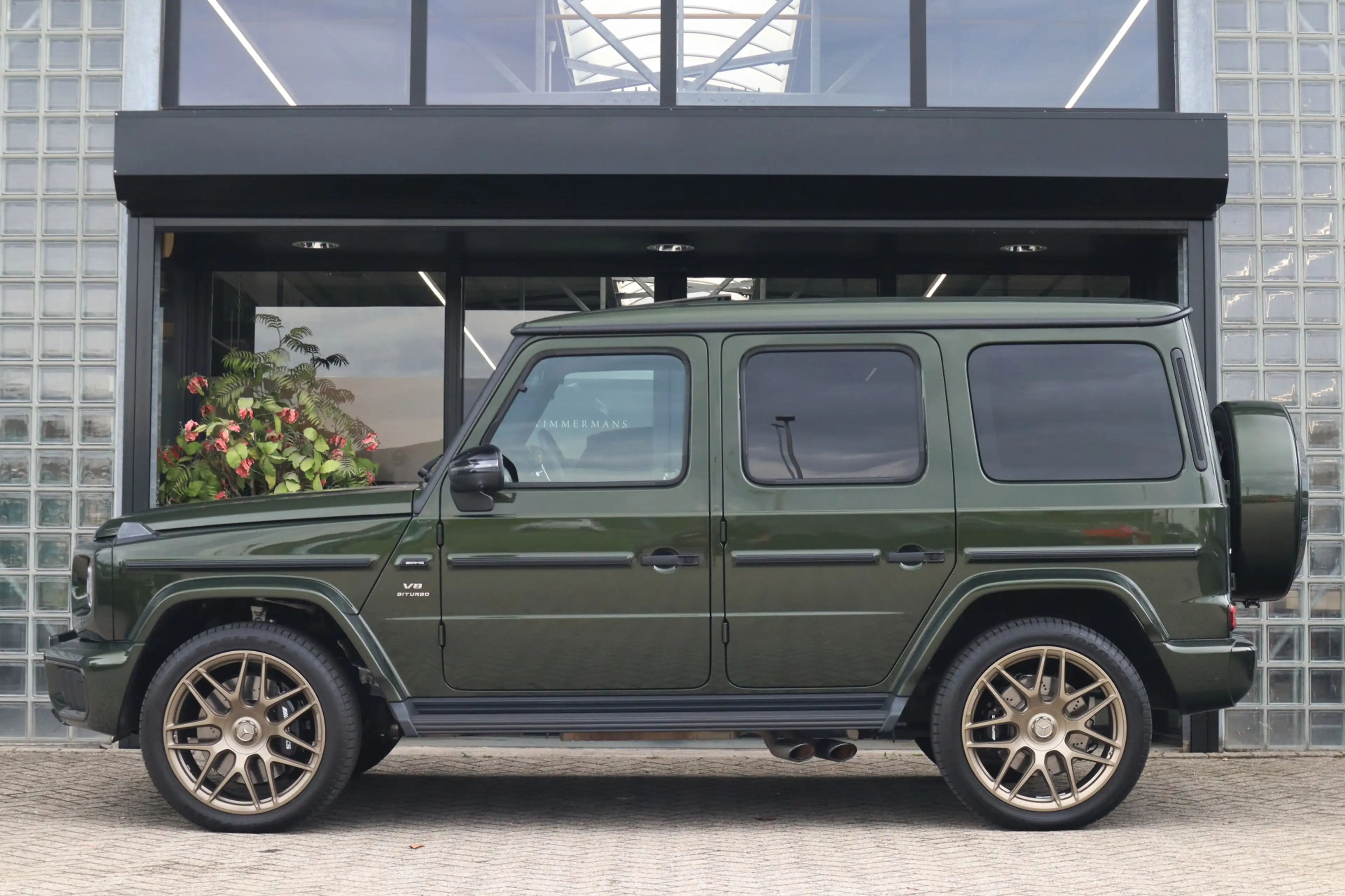 Mercedes-Benz G 63 AMG | Performance-pakket, Manufaktur int., Burmester 3 — photo 3