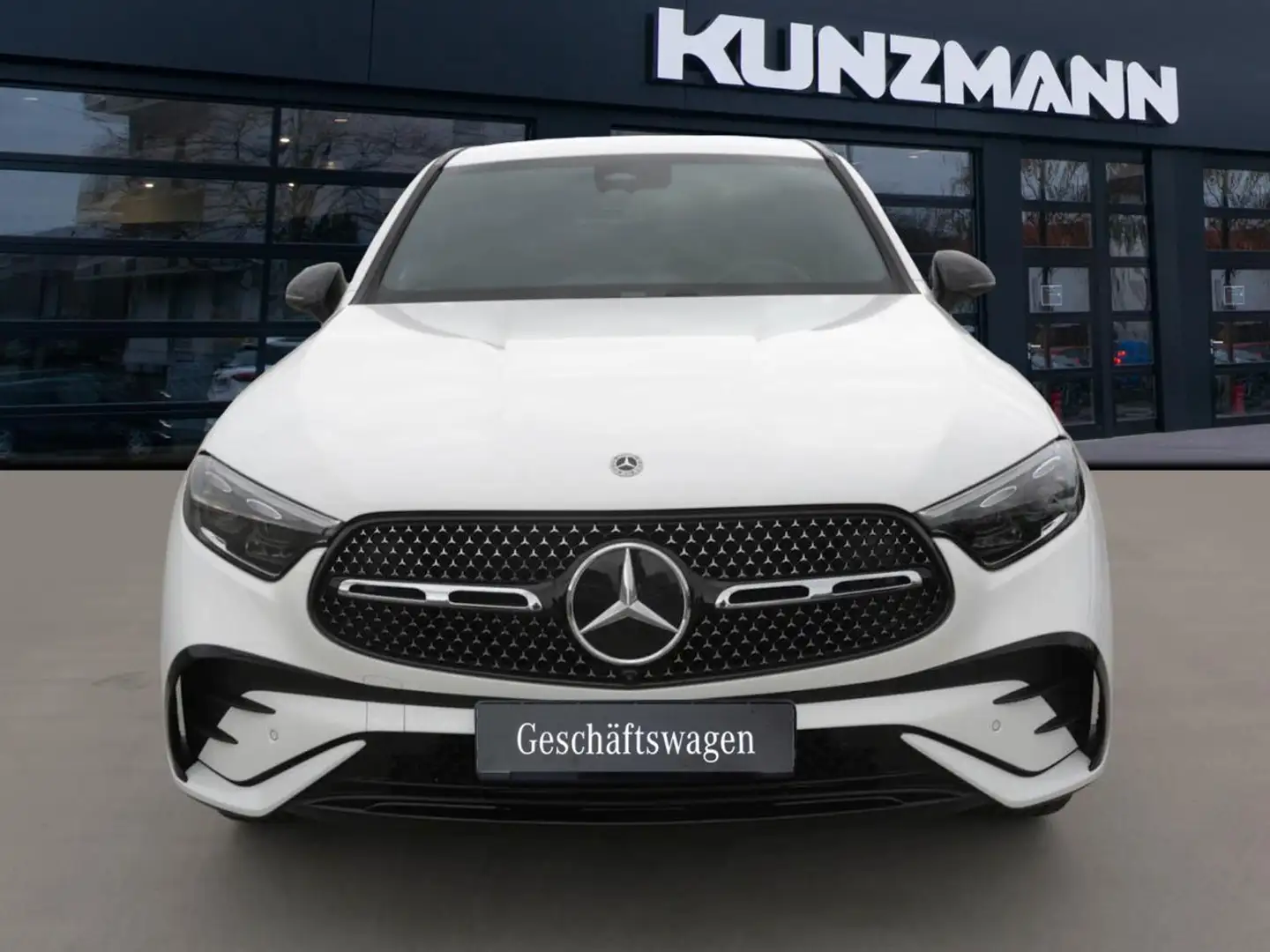Mercedes-Benz GLC 300 d 4MATIC Coupé AMG Night Distronic MBUX Blanc - 2