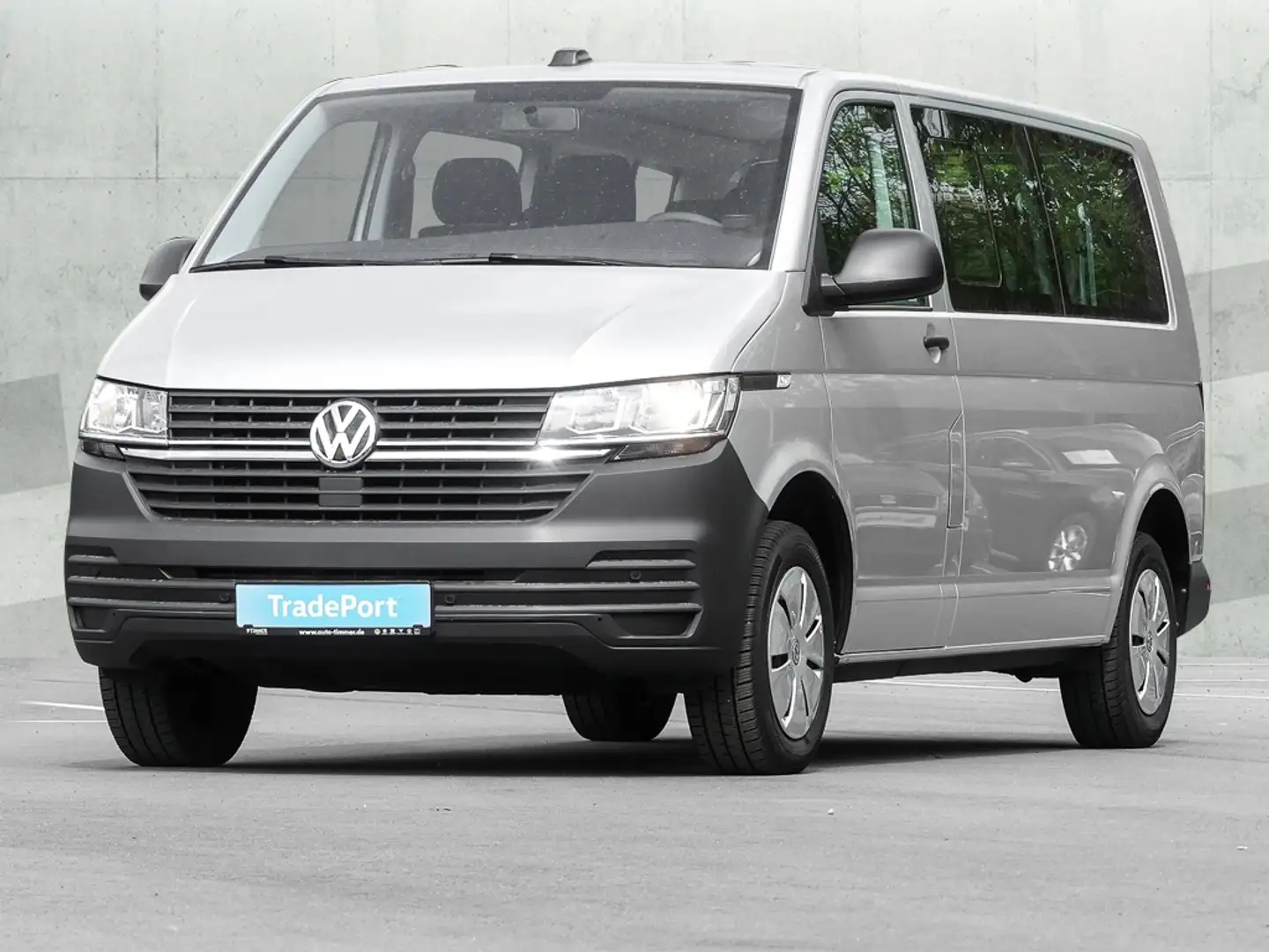 Volkswagen Transporter Kombi T6.1 2.0 TDI DSG *9-SITZER*NAVI*SHZ*DAB*AHK Silber - 2