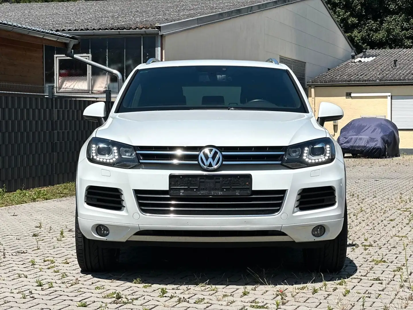 Volkswagen Touareg V6 TDI BMT*NAVI*LEDER*SHZG*AHK Blanc - 2