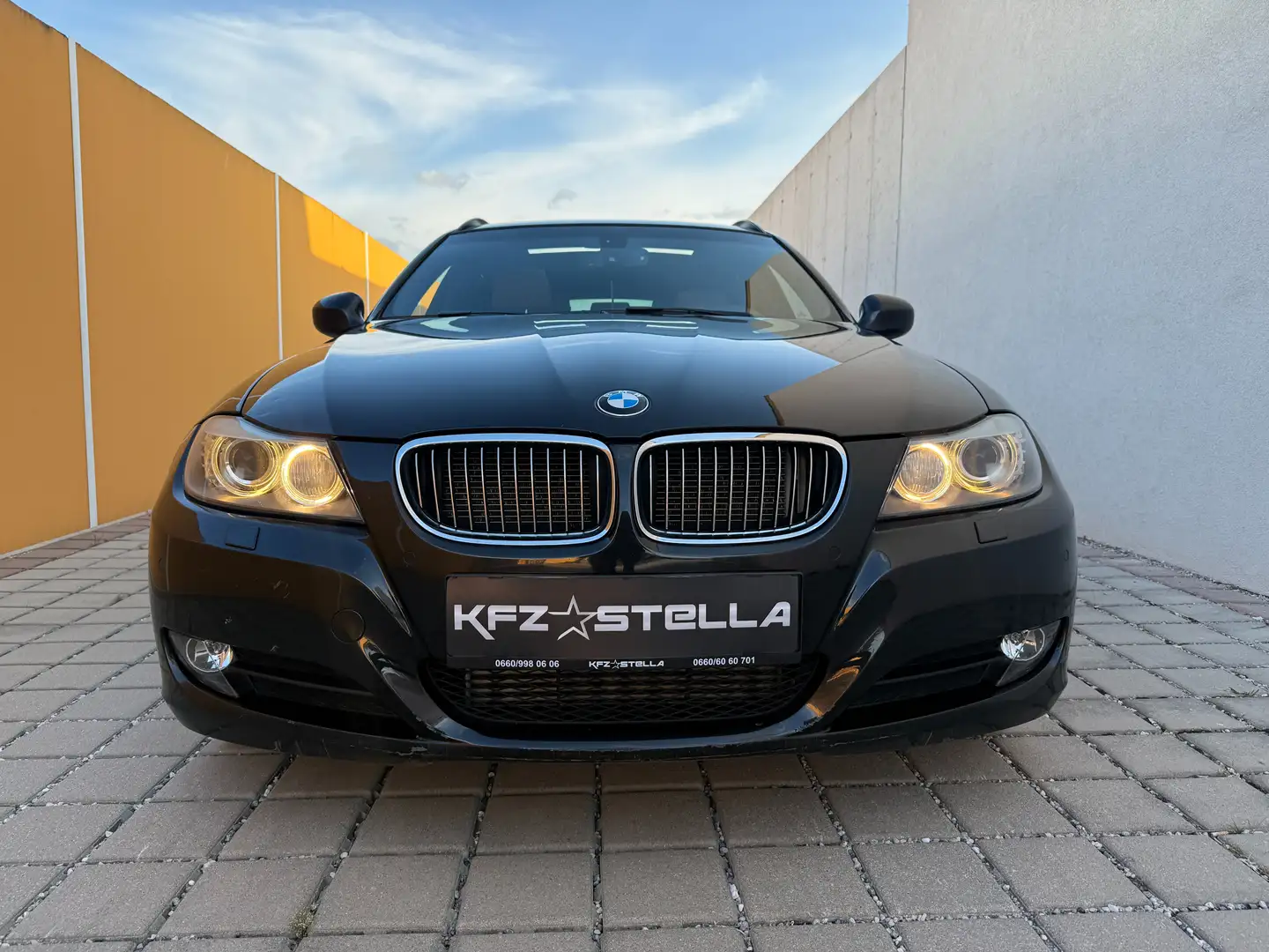 BMW 325 d E91 Touring / Leder / Pano / Individual / N57 Negro - 2