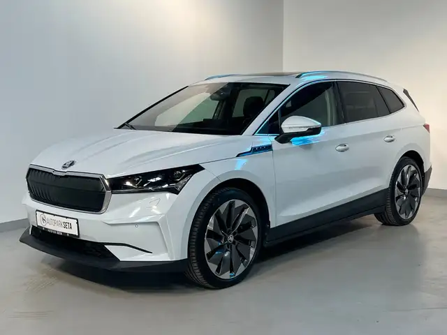 Skoda Enyaq 80 Loft 150kW PANO*MEMO*AHK*W-PUMPE*360°