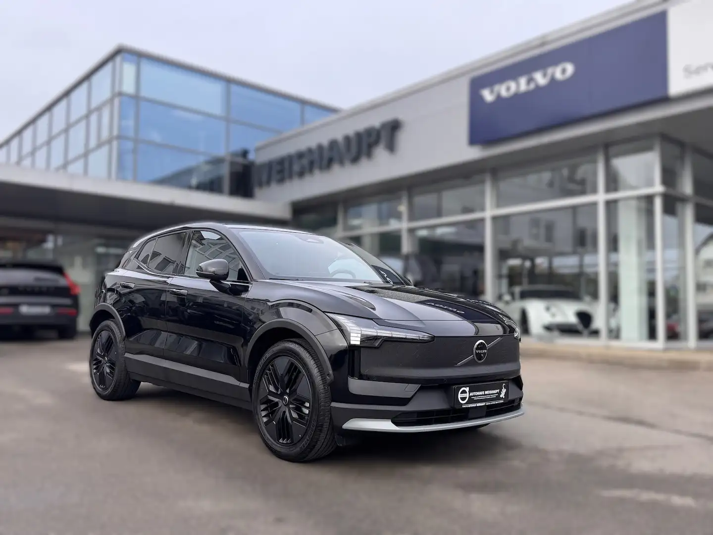 Volvo EX30 Cross Country*Ultra*NP 59.390*Twin*CC*Met. Schwarz - 1