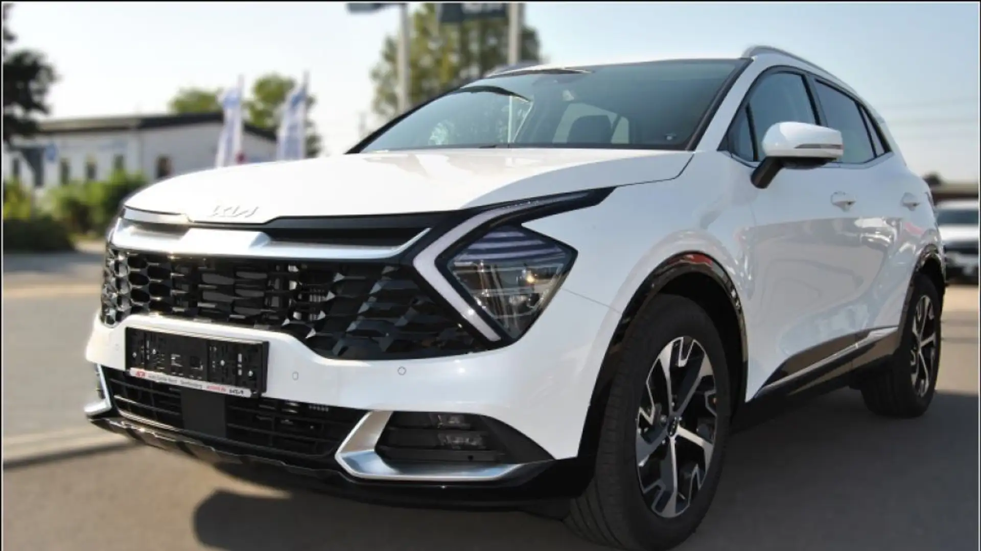 Kia Sportage 1.6 T-GDI 2WD 48V DCT Spirit UVP 45.179 EUR Weiß - 1