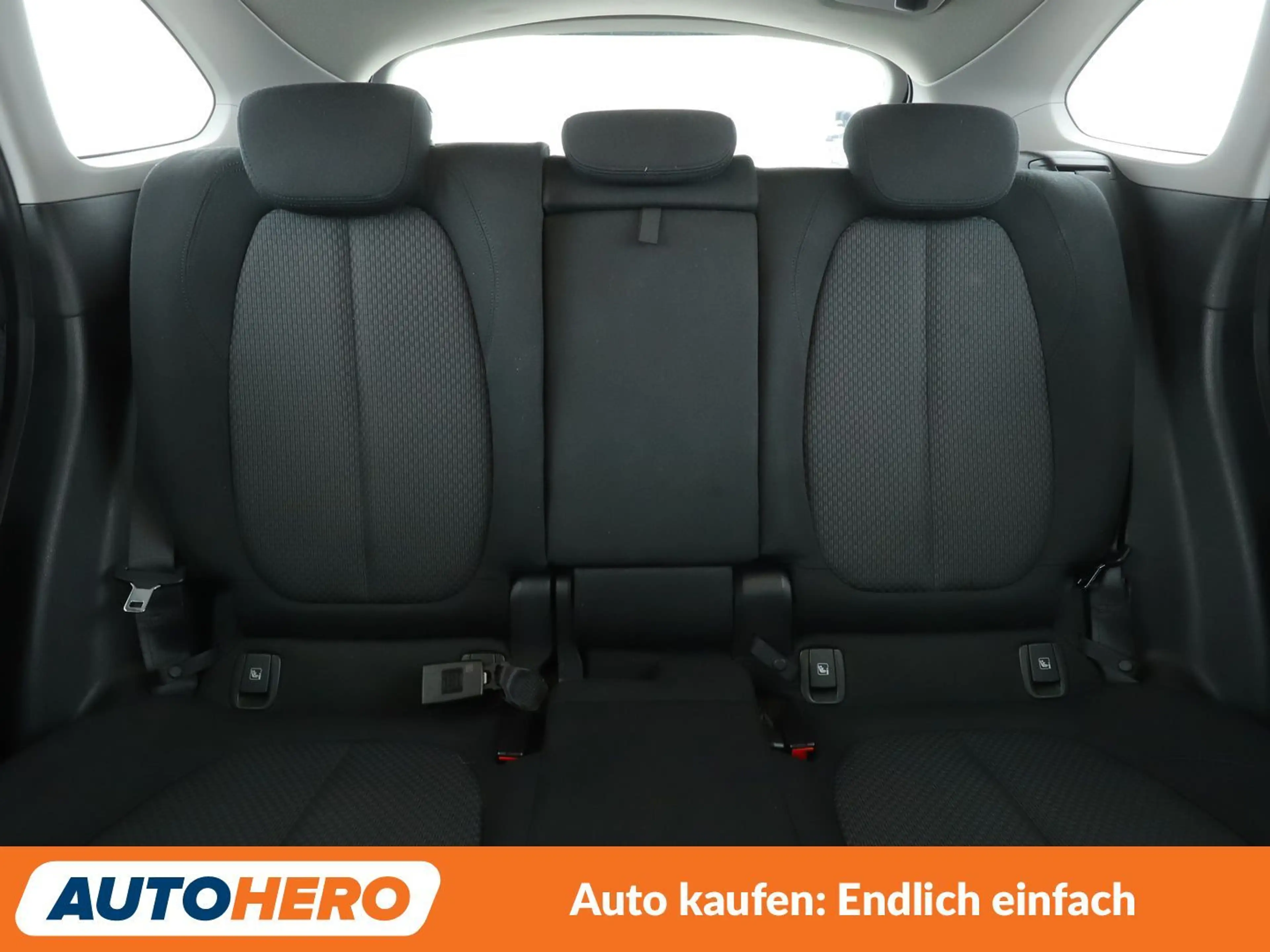 BMW X1 xDrive 25e Advantage — photo 15