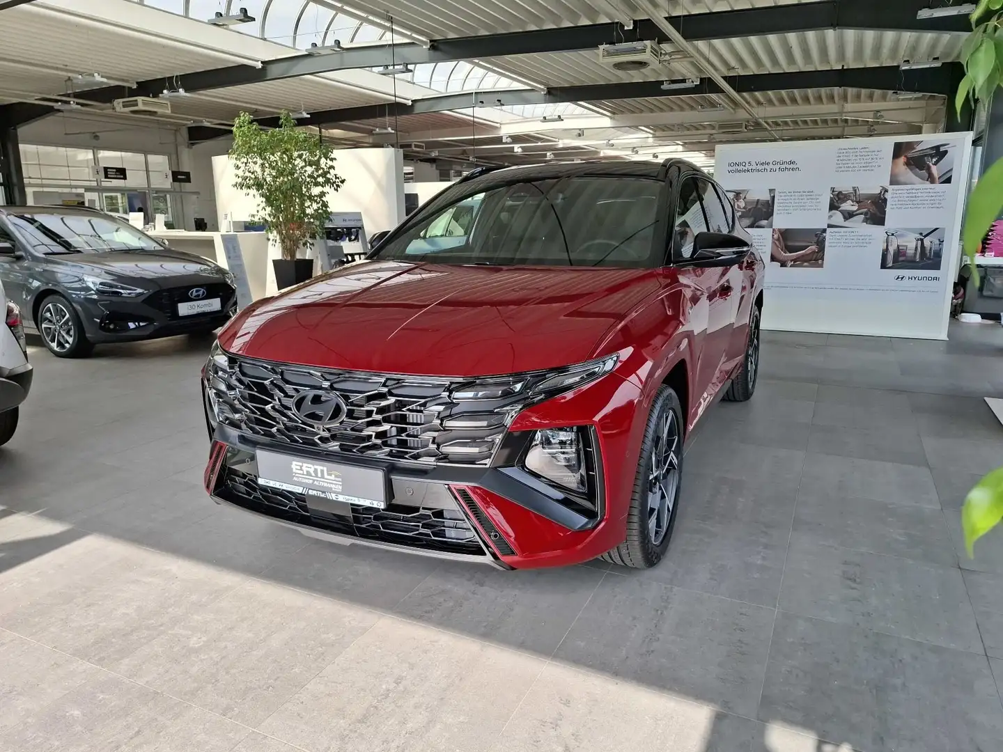 Hyundai TUCSON 1.6 T-GDI (160 PS) 48V 7-DCT 2WD N LINE Zwart - 1