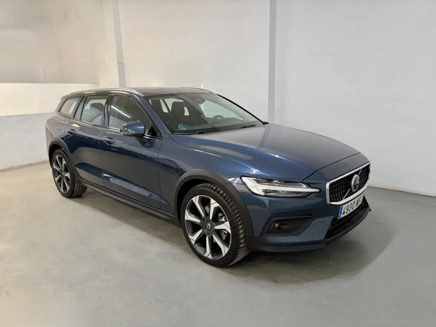 Volvo V60 Cross Country B4 Ultimate AWD Aut. Azul - 2