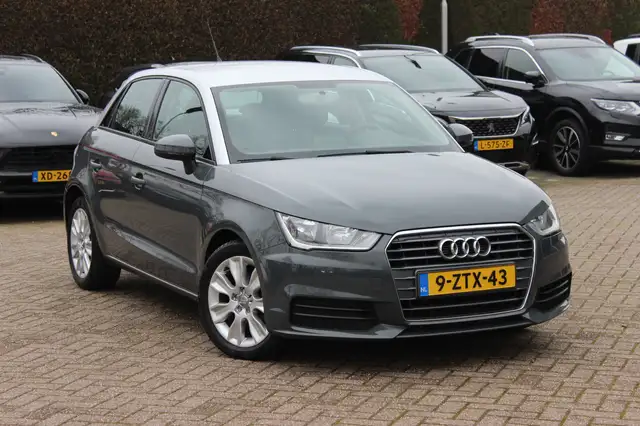 Audi A1 Sportback 1.4 TFSI Pro Line 126pk / NL Auto! / Nav
