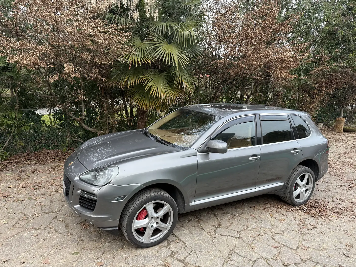 Porsche Cayenne 4.8 Turbo tiptronic FL Grau - 1