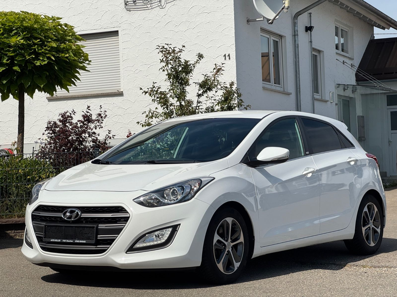 Hyundai i30 blue Passion 1.6*GARANTIE*TEMPOMAT*SZH*PDC*
