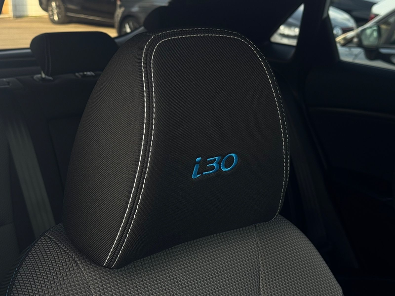 Hyundai i30 blue Passion 1.6*GARANTIE*TEMPOMAT*SZH*PDC* — photo 10