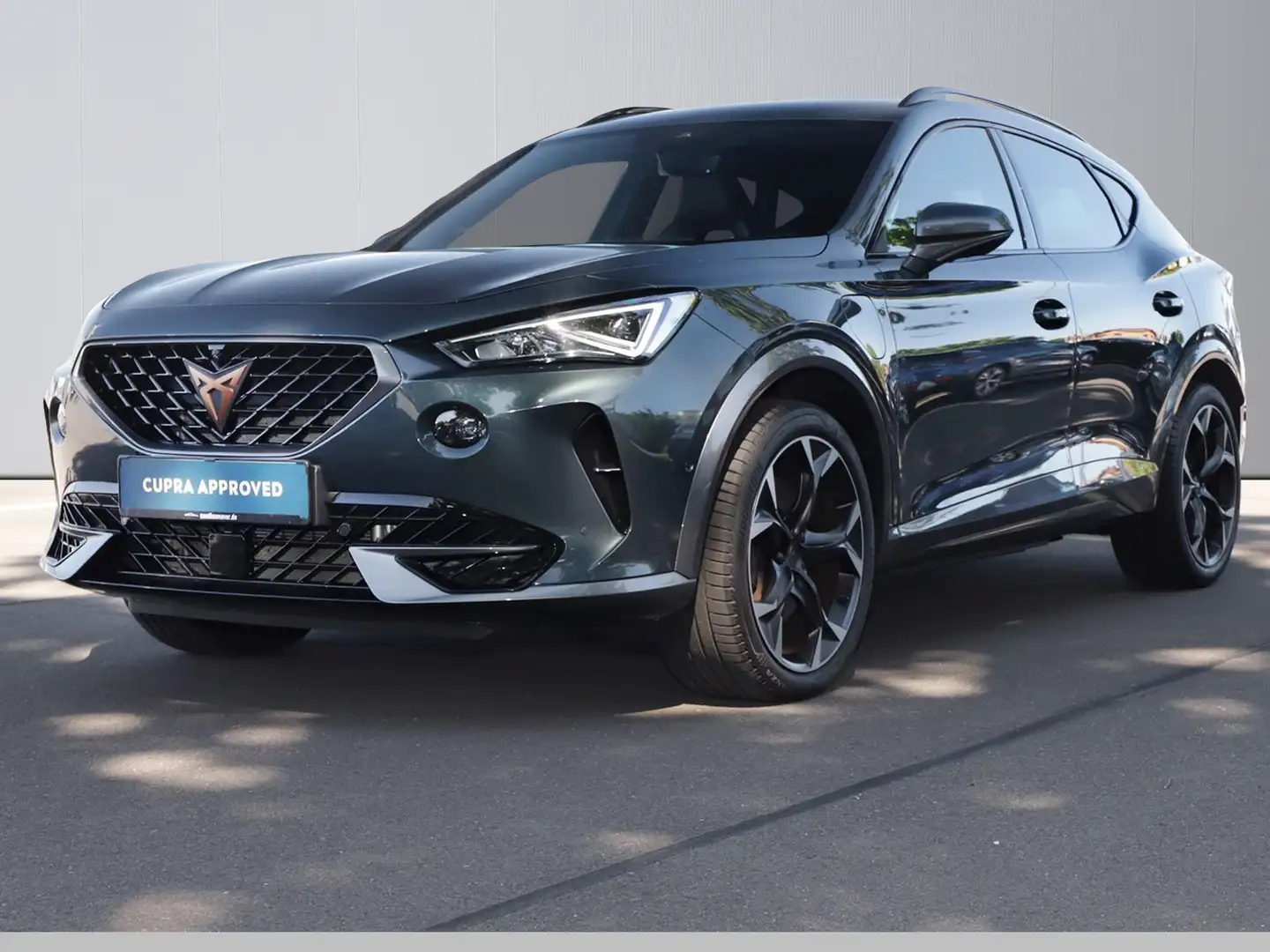 CUPRA Formentor VZ e-Hybrid 1.4 TSI DSG NAVI+LED+SHZ Grün - 1