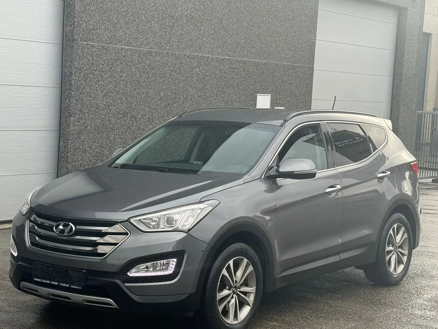 Hyundai SANTA FE 2.2 CRDI 4X4 BOIT AUTOMATIQUE FACE LIFT Gris - 2