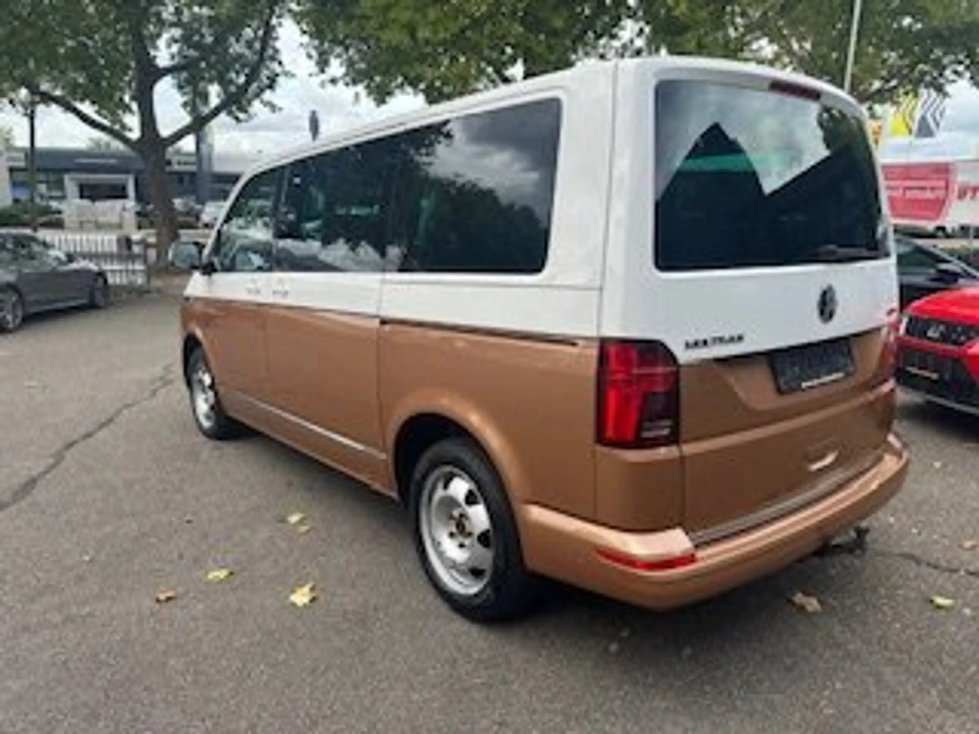 Volkswagen T6.1 Multivan Multivan Generation Six 4MOTION — photo 3
