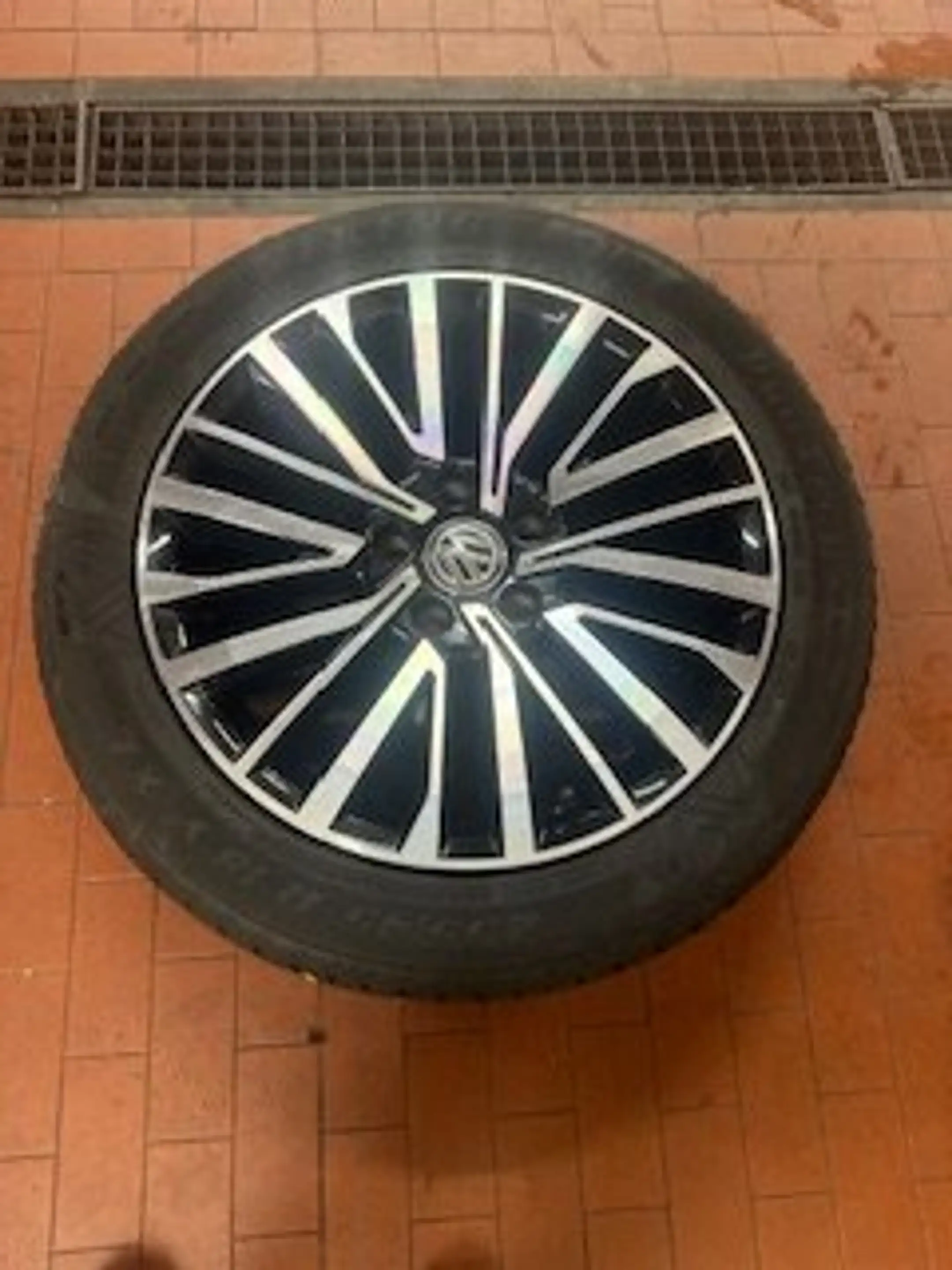 Volkswagen T6.1 Multivan Multivan Generation Six 4MOTION — photo 14