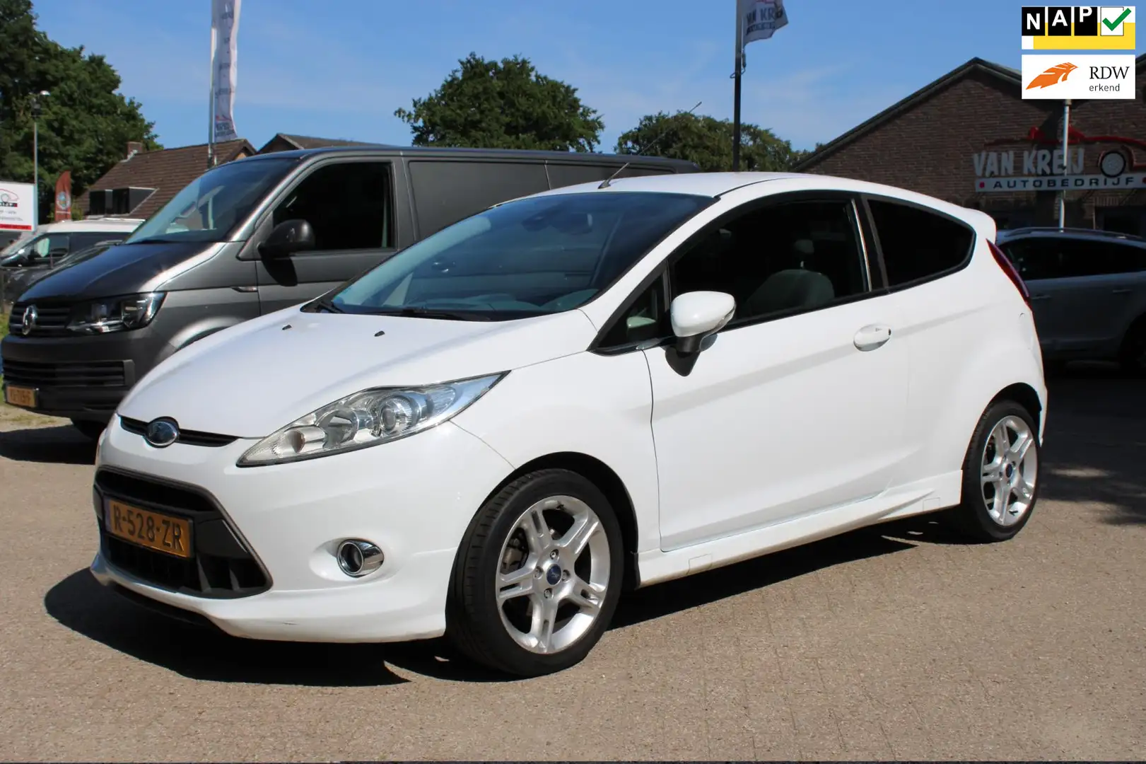Ford Fiesta 1.25 Titanium sport , Supernetjes!! beurt APK Blanc - 1