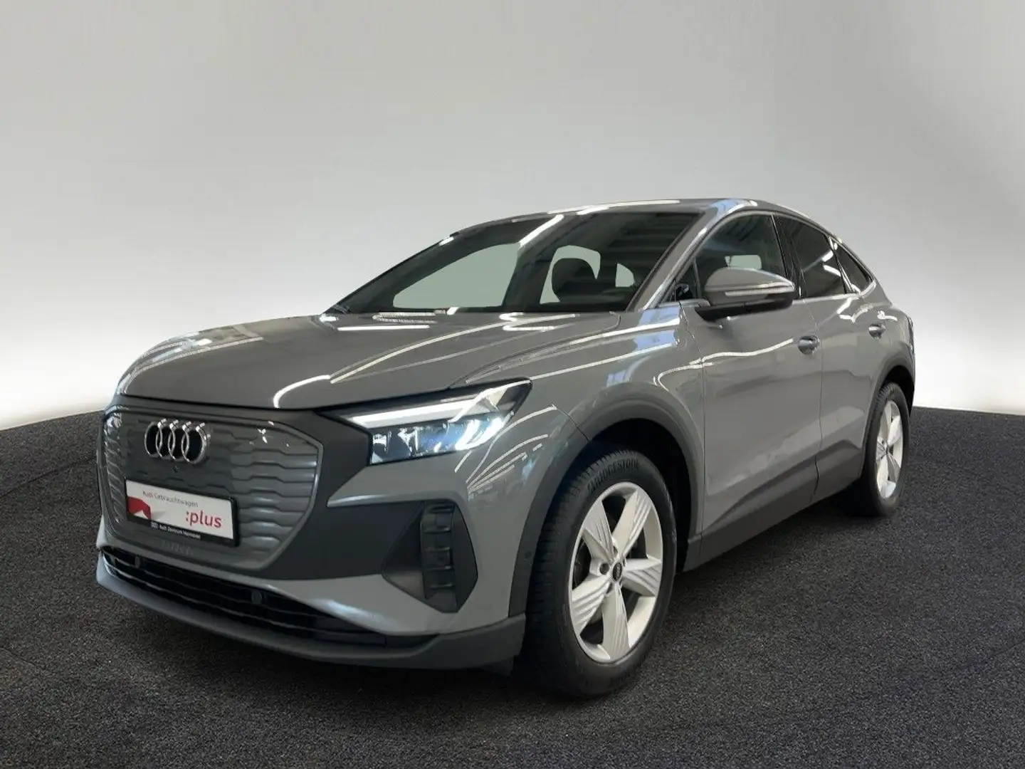Audi Q4 e-tron Sportback 35 Kamera LED virtual Keyles Grau - 2