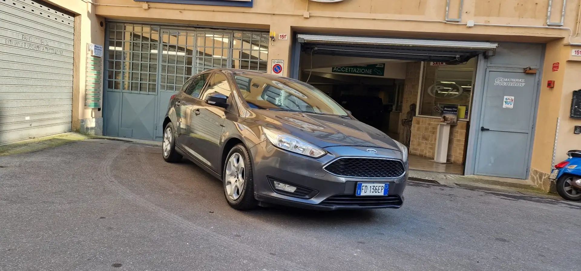 Ford Focus Focus 5p 1.0 ecoboost Plus s Grigio - 2