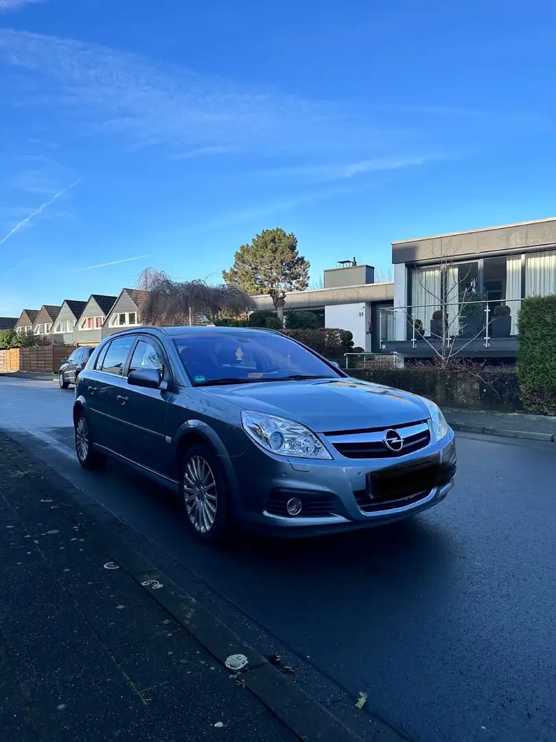 Opel Signum 2.2 Business Executive - 1