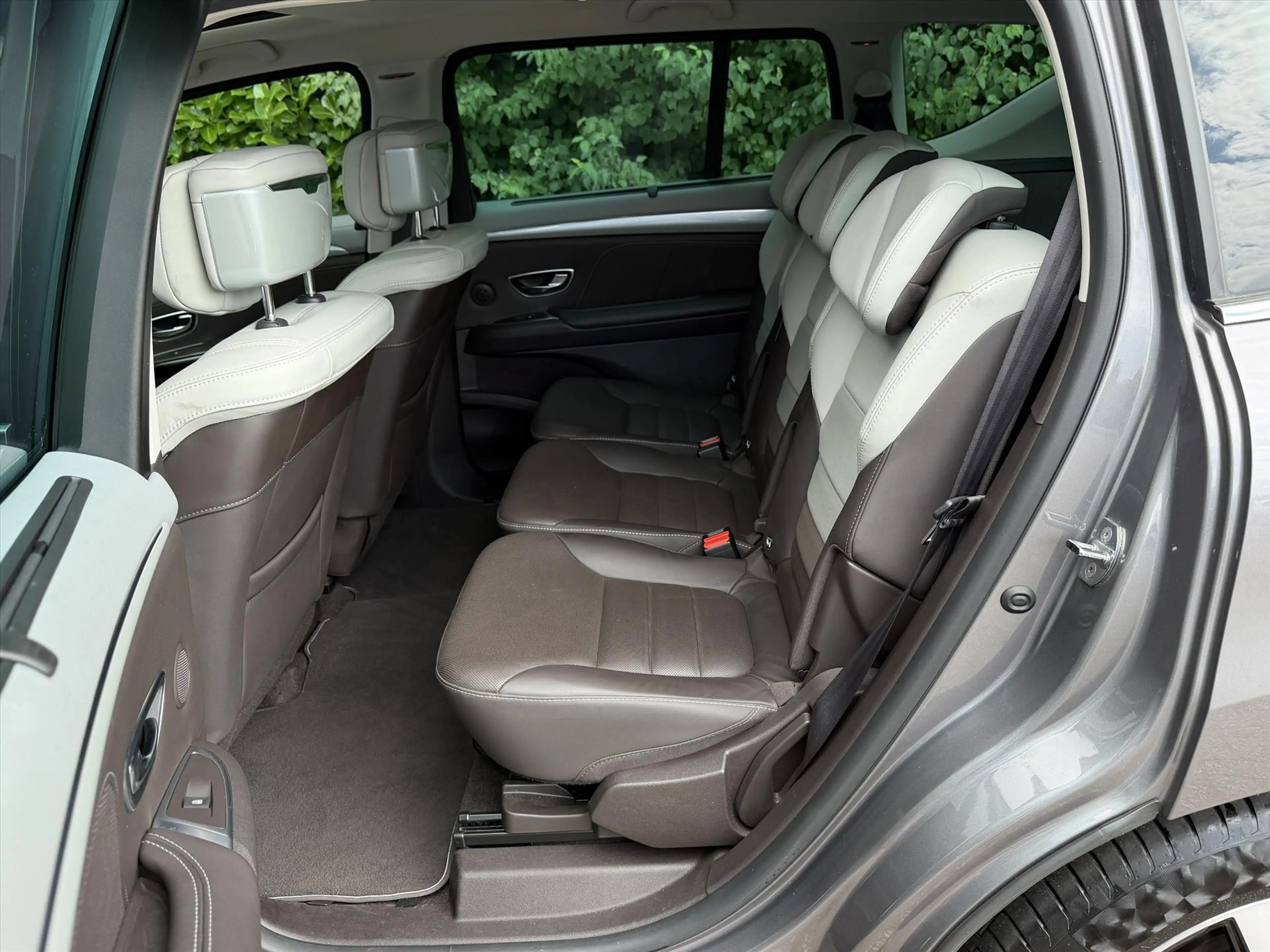 Renault Espace 1.6 TCe Initiale Paris 7P / Pano / Head-up / Keyle — photo 9