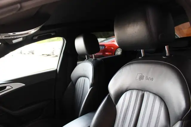 Audi A6 view 13
