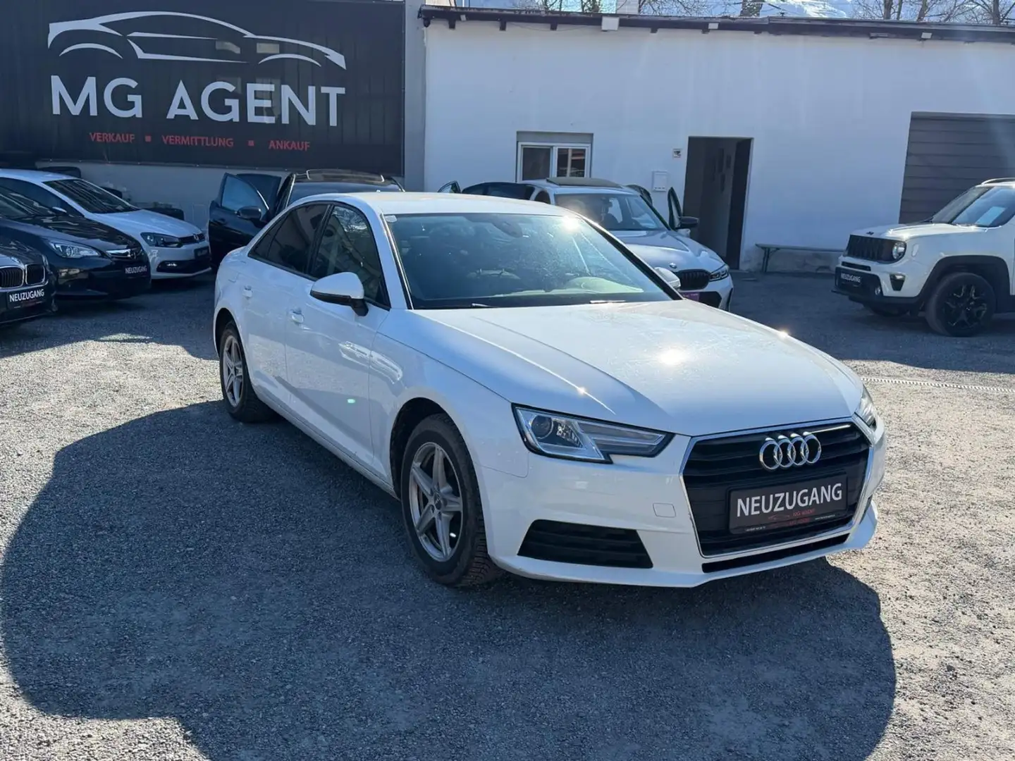 Audi A4 2.0 TDI basis Weiß - 1