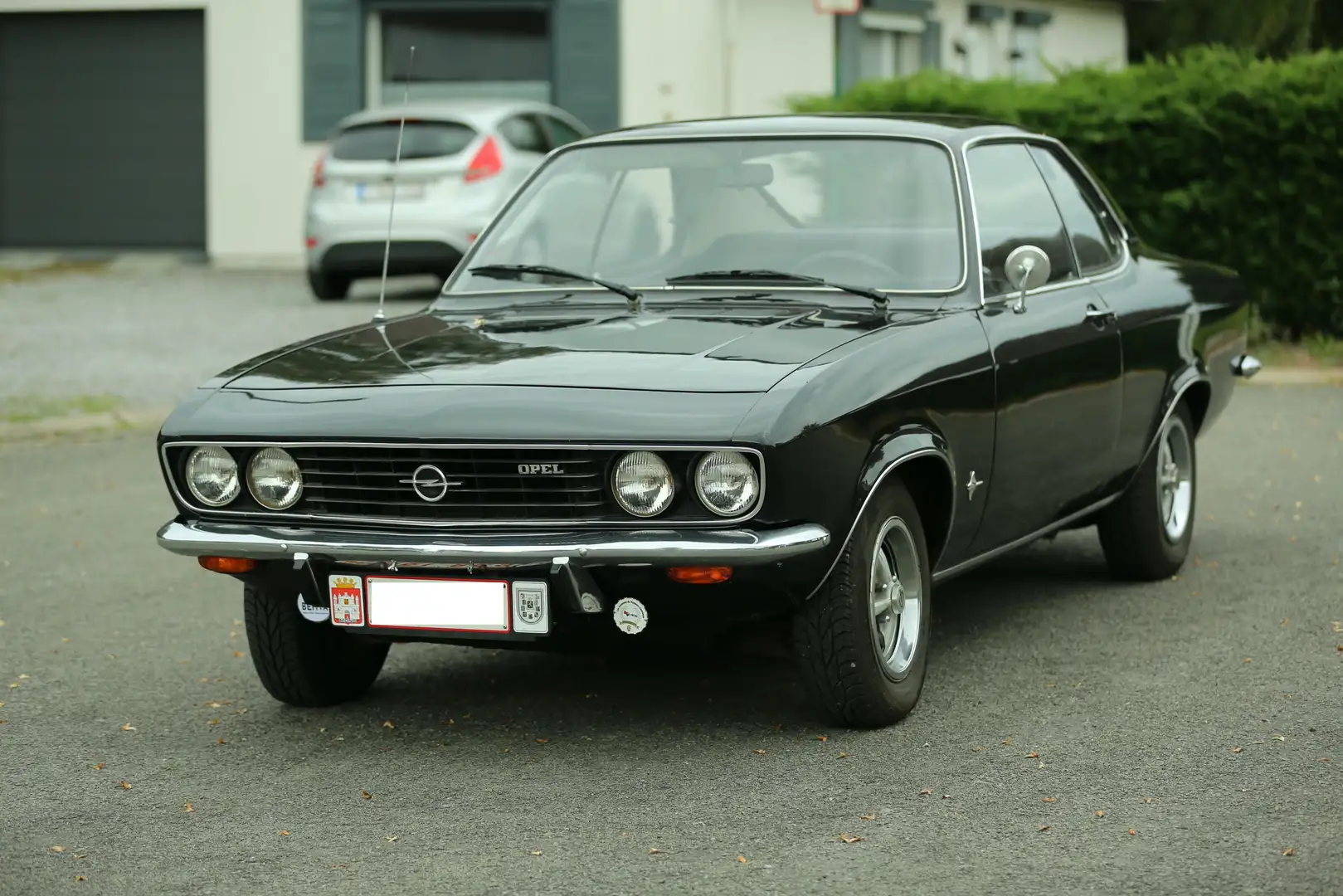 Opel Manta Modèle 1600 S - 1