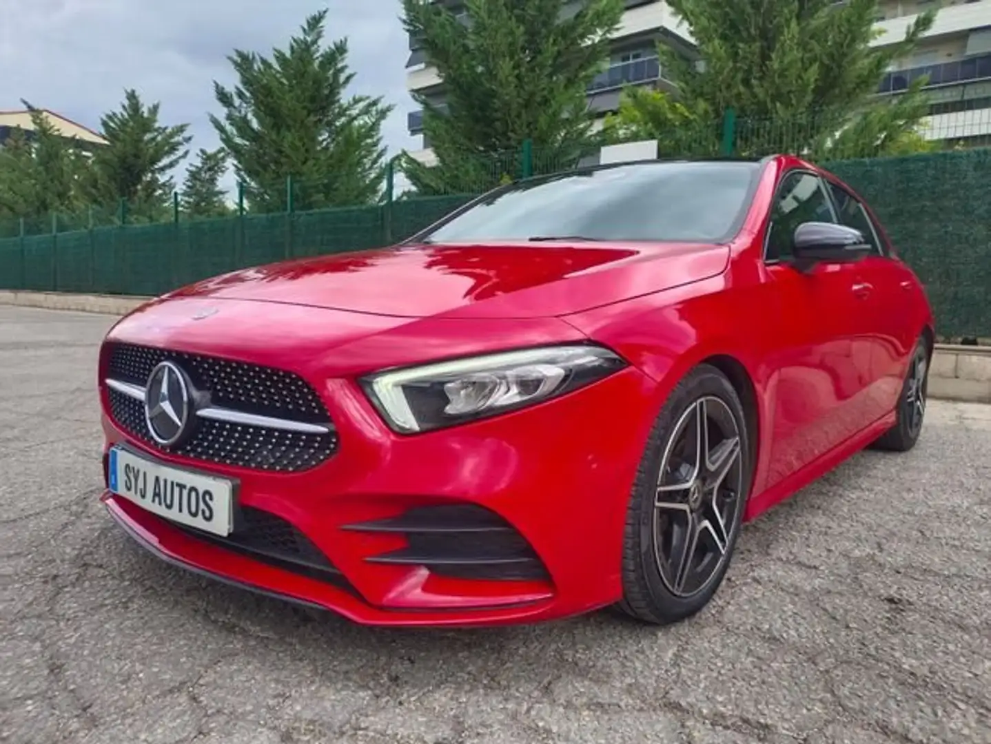 Mercedes-Benz A 200 d 8G-DCT Rojo - 1