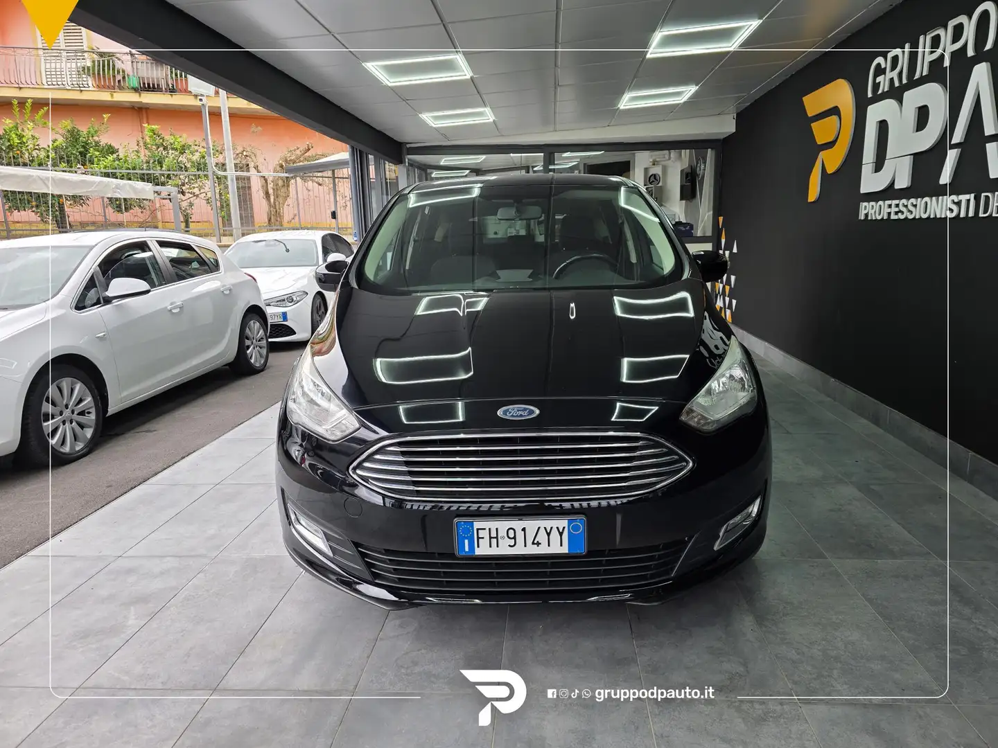 Ford C-Max 1.5 tdci Titanium X s&s 120cv Zwart - 2