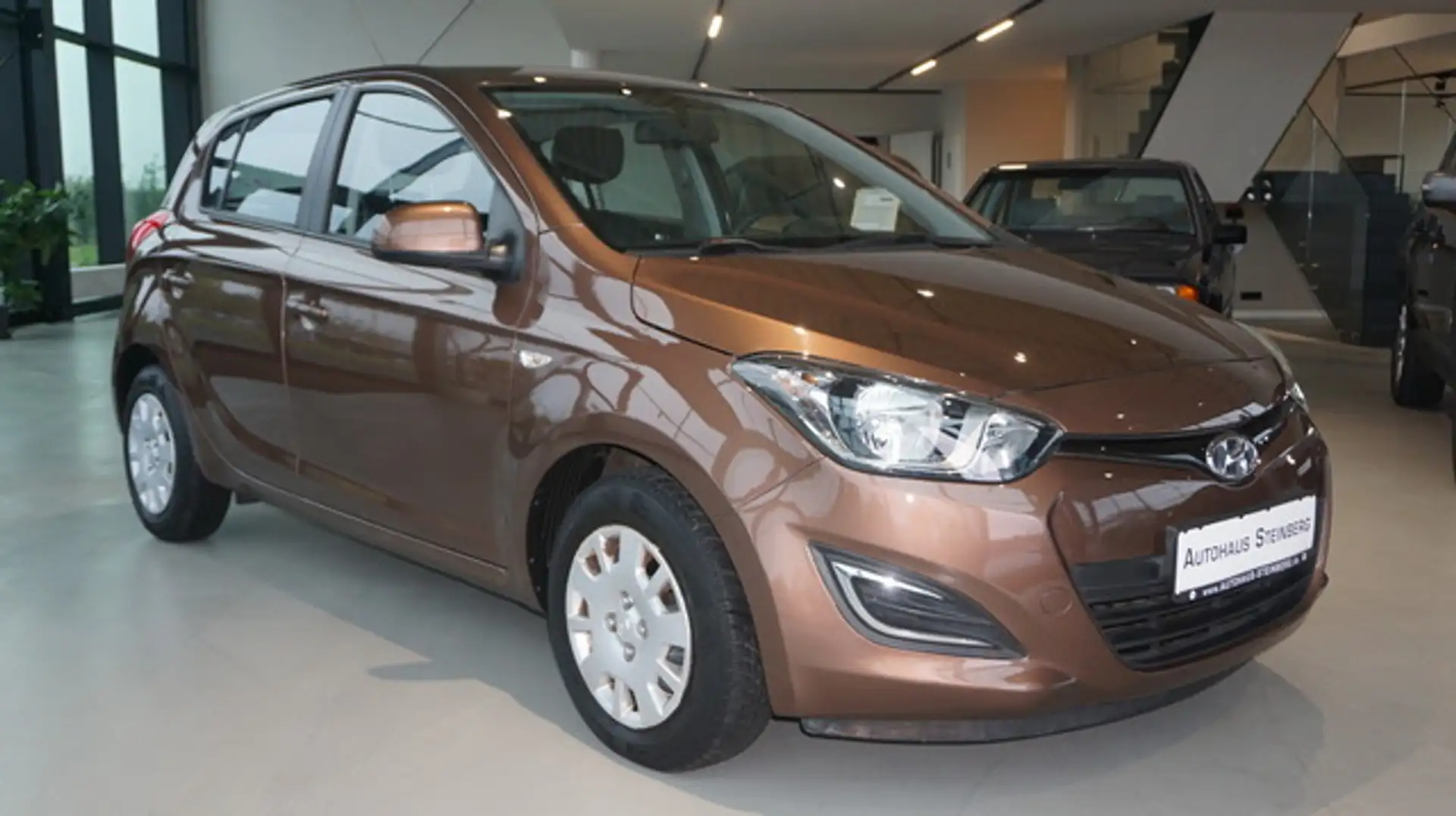 Hyundai i20 AUTOMATIK+1. HAND+ EINPARKHILFE Style Grau - 2
