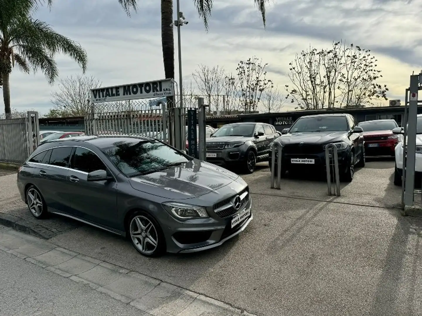 Mercedes-Benz CLA 220 CLA 220 d (cdi) Premium 177cv auto - 1