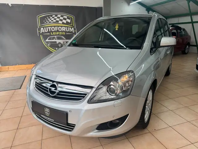 Opel Zafira B Innovation | PDC | NAV | SHZ | 7-SITZER