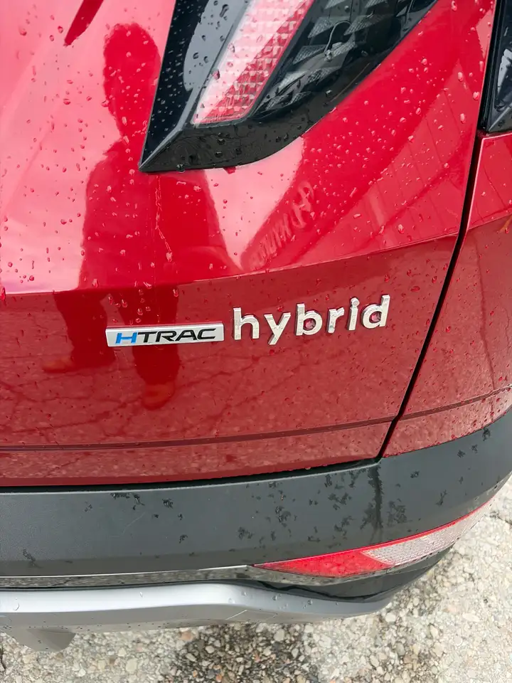 Hyundai TUCSON снимка Hyundai TUCSON