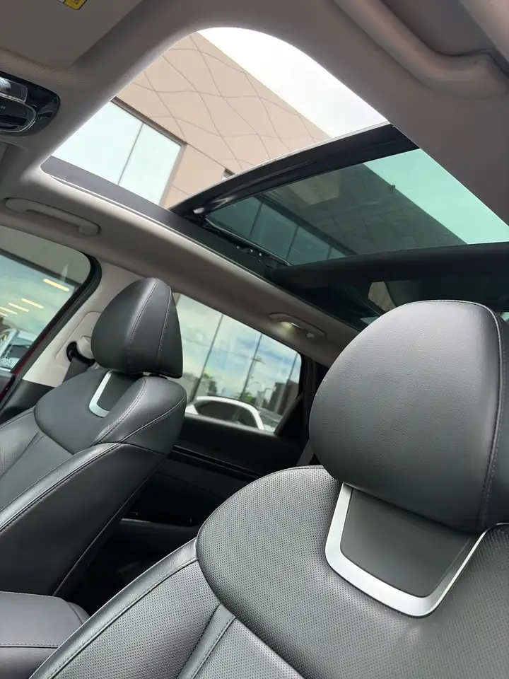 Hyundai TUCSON снимка Hyundai TUCSON