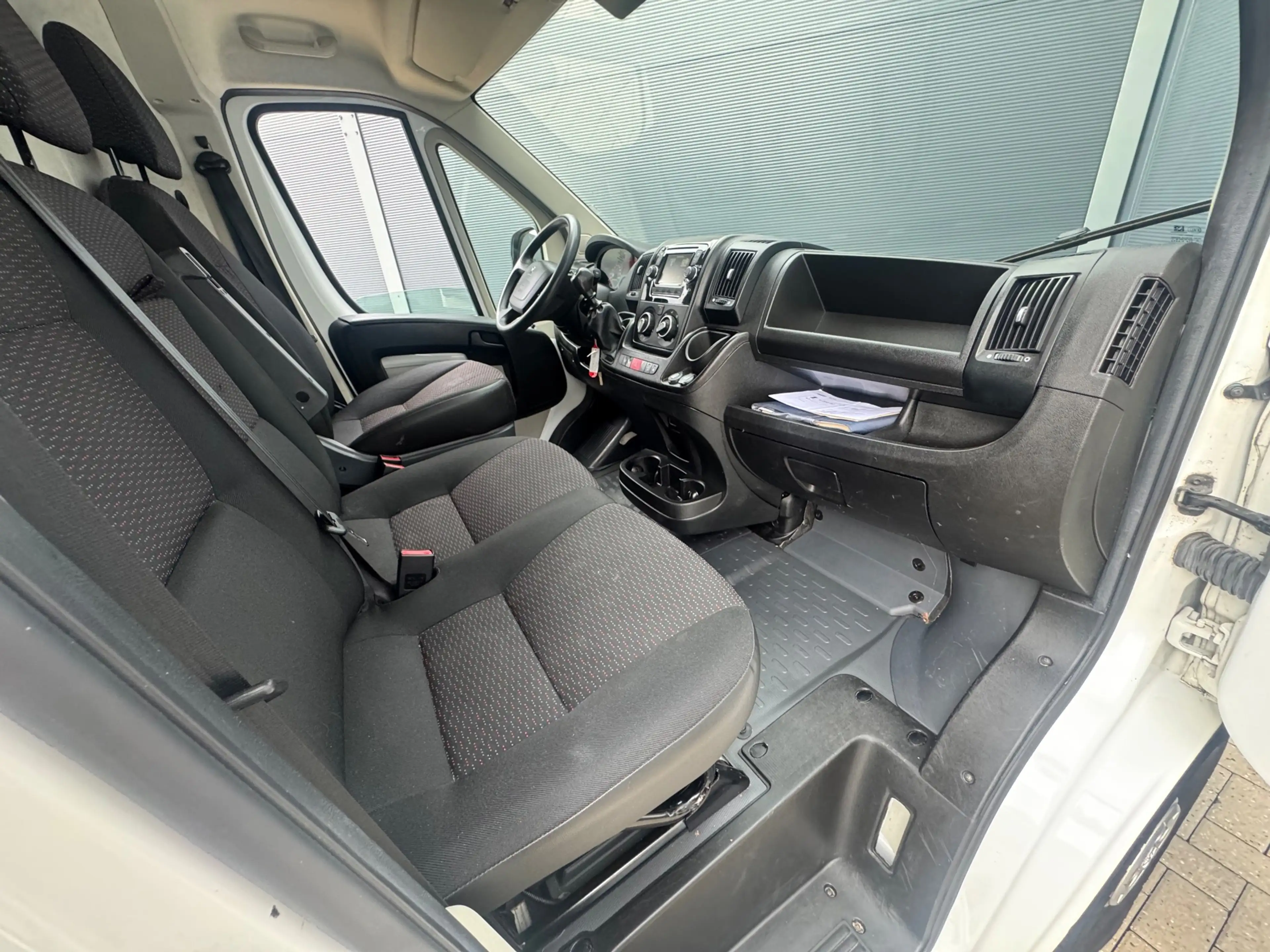 Peugeot Boxer 333 2.0 BlueHDI L2H2 / Camera / Marge / 2x Zijdeur — photo 15