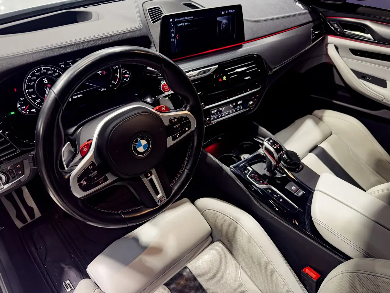 BMW M5 снимка BMW M5