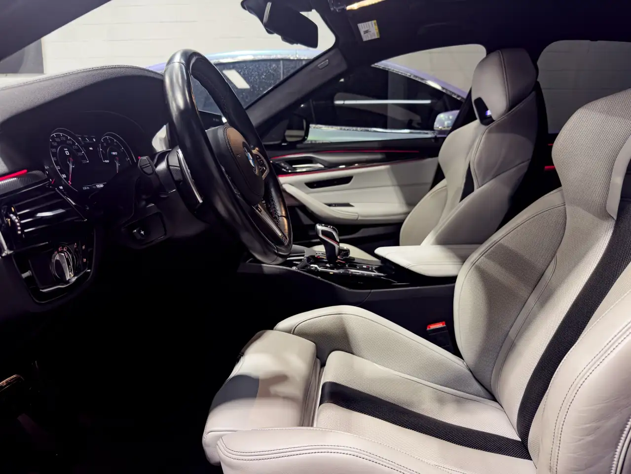BMW M5 снимка BMW M5